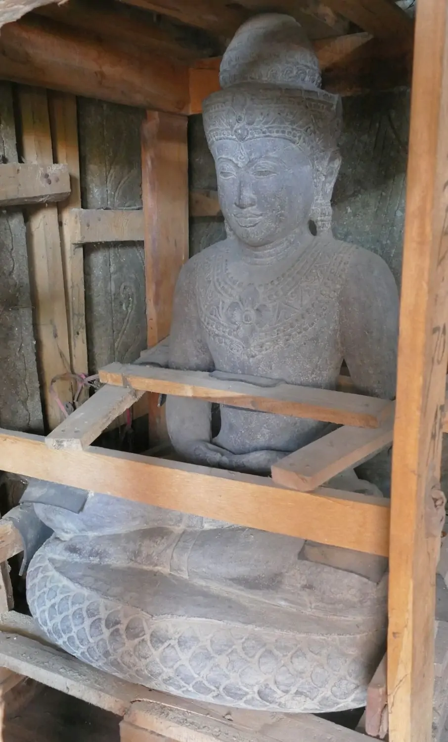  Product image 11 of the product “Sitting Buddha, Khmer Style, 71cm Height, Riverstone ”